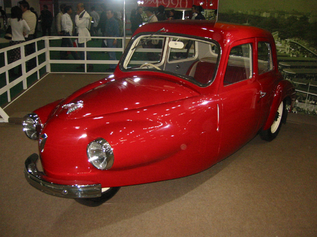 1951 Daihatsu Bee / T. OKazawa - Wikipedia.org