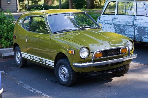 Honda Z GT or Z600 / Yamaha - Wikipedia.org