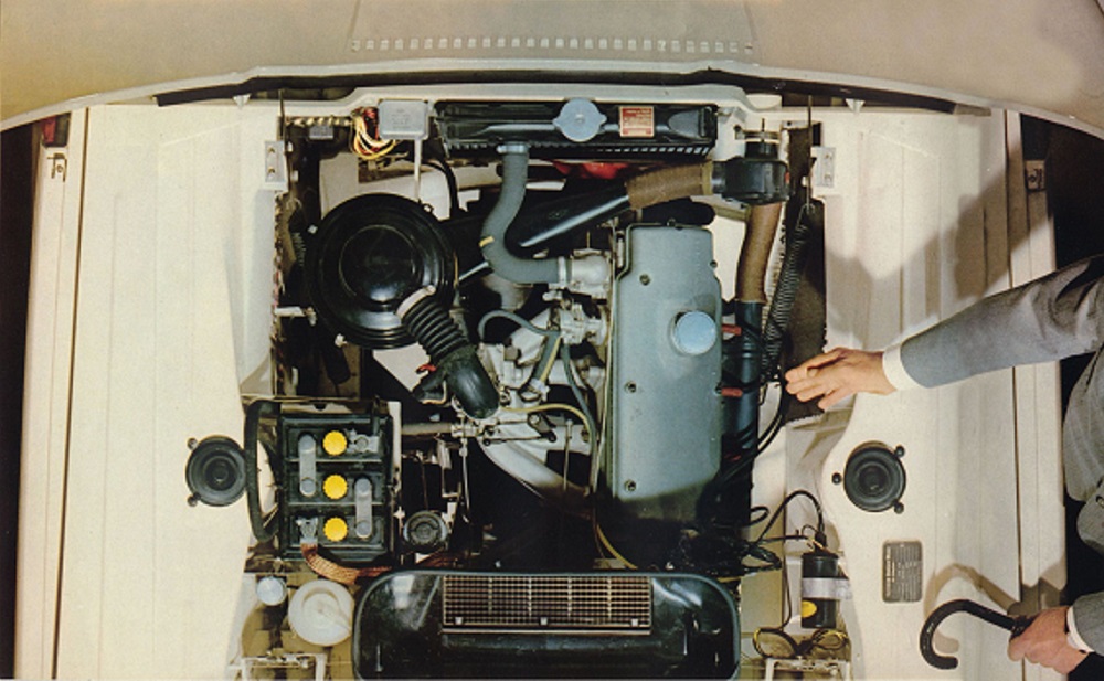 Image of an angled engine