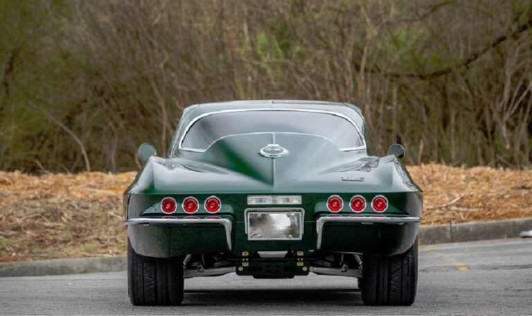 Image of 1967 Corvette C2 Six Taillights Backup Light above License Plate