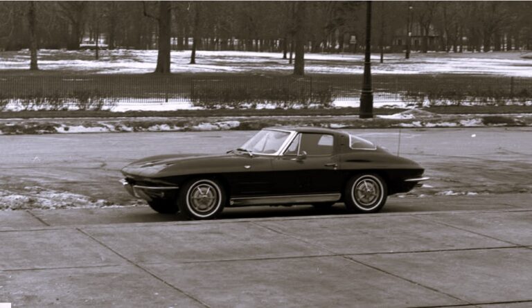 Image of the 1963 Corvette Coupe